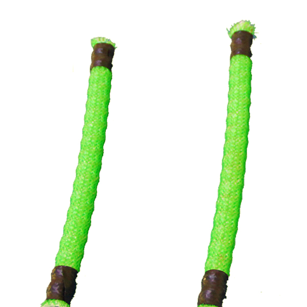 ע{